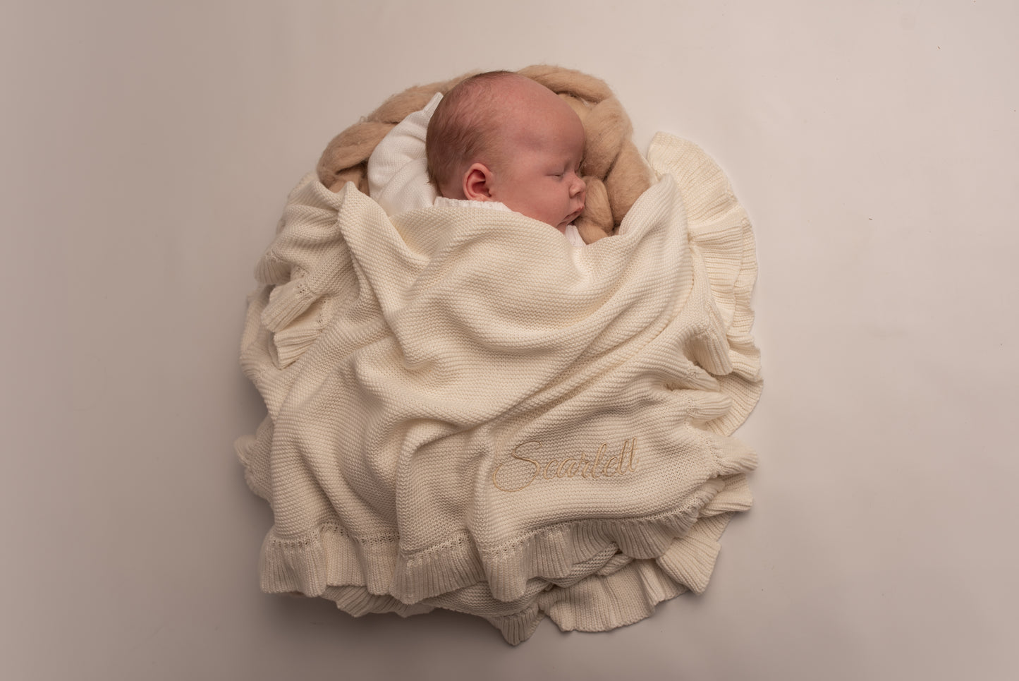 Timeless Ruffle Blanket | White