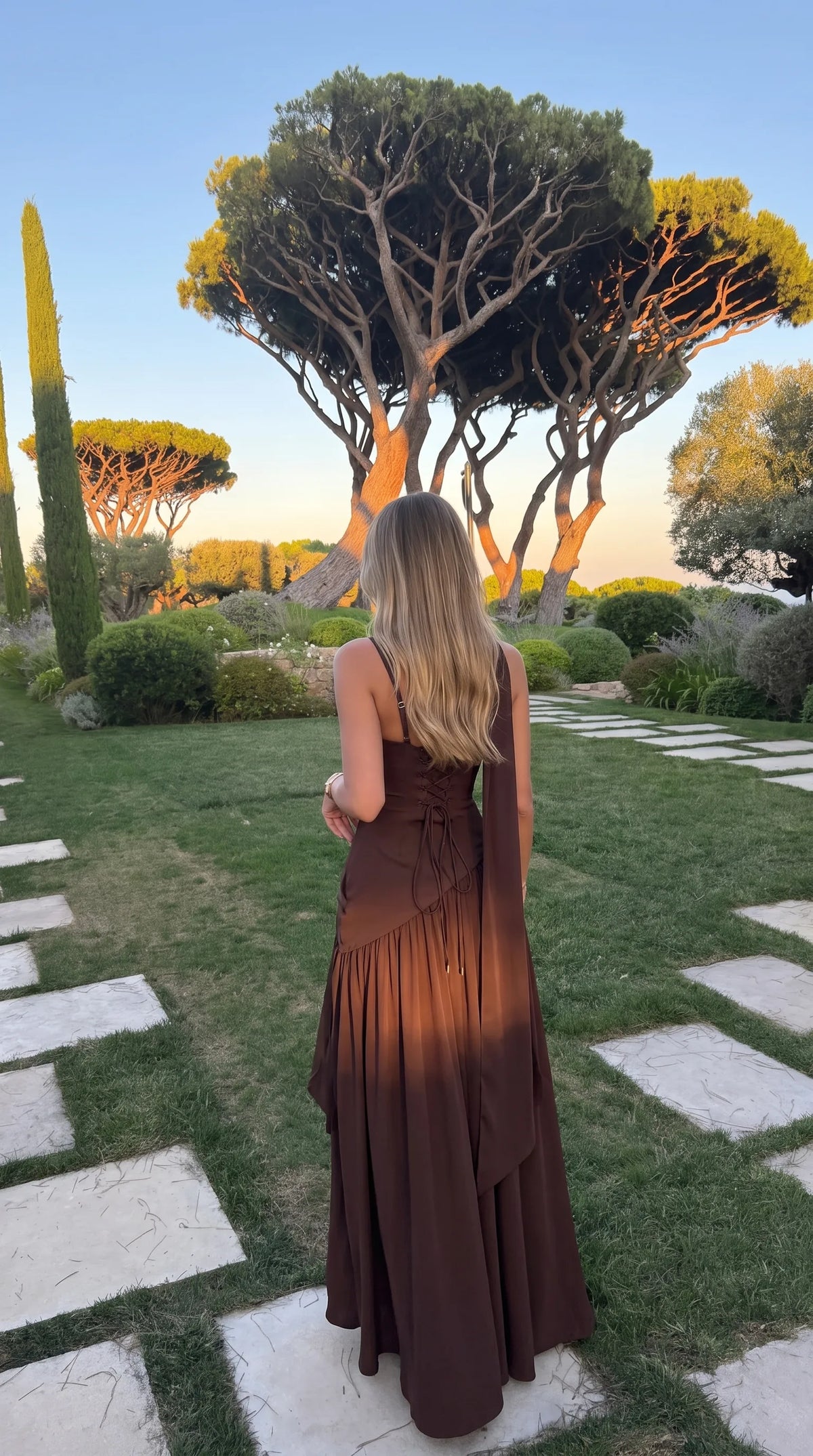Elegant Maxi Dress with Thigh Split for Women image 10